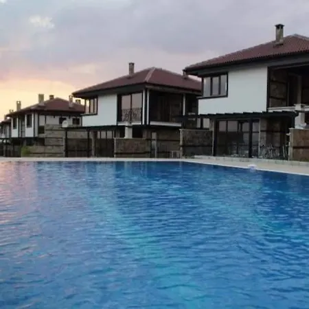 Vila Sunny Beach Villa *